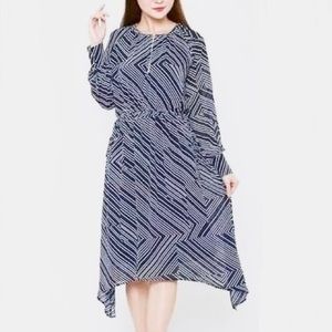 H&M | Zig Zag Midi Dress